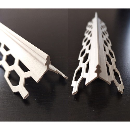 Уголок ПВХ  с острым маяком штукатурный