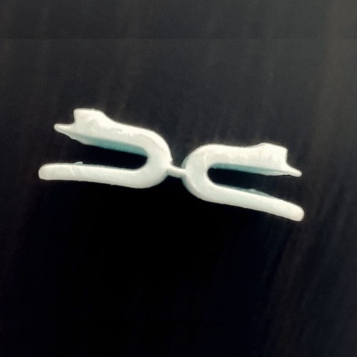 Двойной клин - гарпун ПВХ светлый